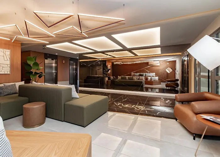 Completo A 450 M Do Consulado Apartment