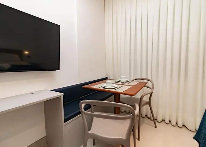 Completo A 450 M Do Consulado Apartment Porto Alegre