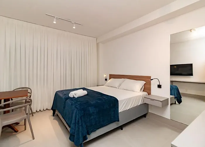 Completo A 450 M Do Consulado Apartment Porto Alegre